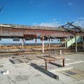 津波で破壊され柱しか残っていない富岡駅舎
